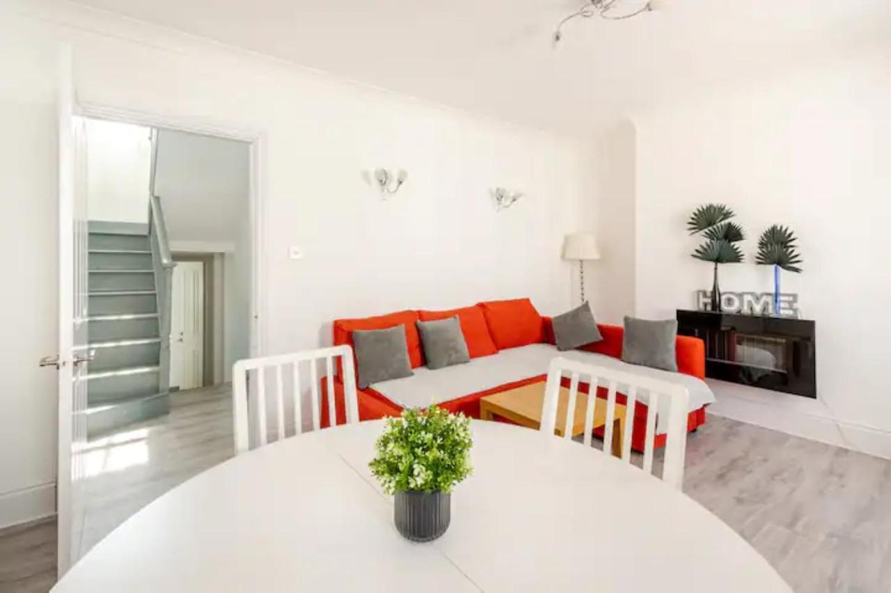 Castle View 2 Bedroom In Town Centre Apartment Hastings